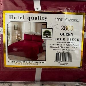 QUEEN Sheet Set - Solid Cranberry Striped - Fits up to 20” Mattresses - NEW!